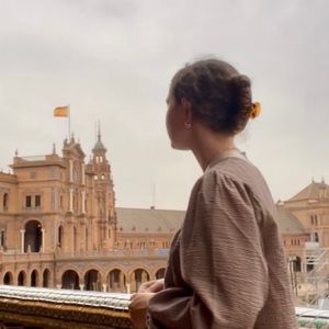 Meet your Posher, Emily